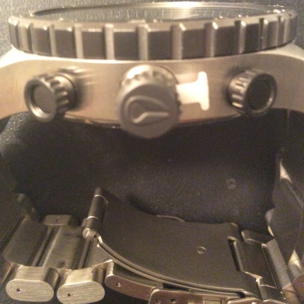 NIXON 51-30 Chronograph Gunmetal Dial - Picture 7 of 8